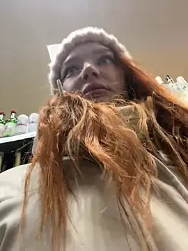 Snapshot of AmmyHot chatting on 01-22-25, 04:02 AmmyHot online show from 01-22-25, 04:02