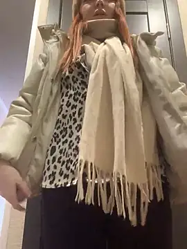 Snapshot of AmmyHot chatting on 02-01-25, 04:14 AmmyHot online show from 02-01-25, 04:14