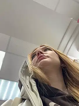 Snapshot of AmmyHot chatting on 02-12-25, 06:51 AmmyHot online show from 02-12-25, 06:51