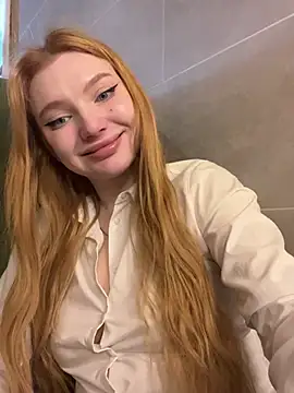 Snapshot of AmmyHot chatting on 03-03-25, 07:10 AmmyHot online show from 03-03-25, 07:10