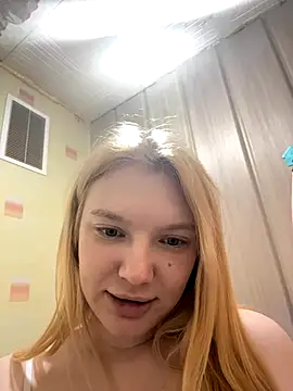 Snapshot of AmmyHot chatting on 11-05-25, 04:51 AmmyHot online show from 11-05-25, 04:51