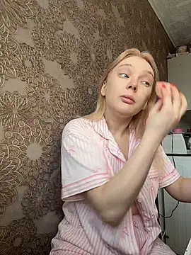 Snapshot of AmmyHot chatting on 02-13-26, 05:14 AmmyHot online show from 02-13-26, 05:14