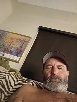 Hotbodyscottie online show from 11-20-25, 10:04