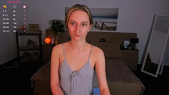  Ri na  online show from 01-12-25, 12:44