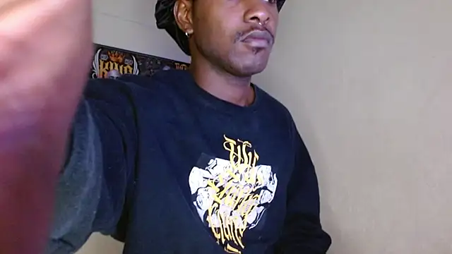 Snapshot of king__Black chatting on 09-11-25, 10:26 king Black online show from 09-11-25, 10:26