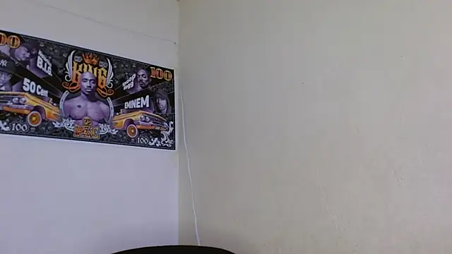 Snapshot of king__Black chatting on 09-13-25, 12:27 king Black online show from 09-13-25, 12:27