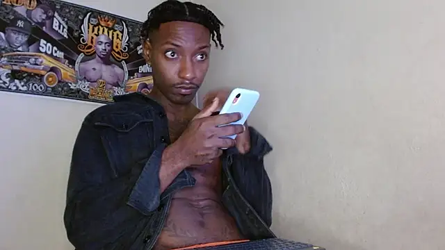 Snapshot of king__Black chatting on 09-16-25, 11:44 king Black online show from 09-16-25, 11:44