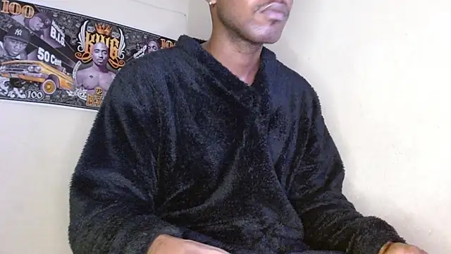 Snapshot of king__Black chatting on 09-30-25, 01:05 king Black online show from 09-30-25, 01:05