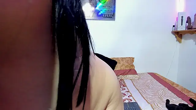 Snapshot of Bad_Couple_1 chatting on 01-04-25, 04:55 Bad Couple 1 online show from 01-04-25, 04:55