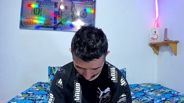 Snapshot of Bad_Couple_1 chatting on 02-01-25, 03:30 Bad Couple 1 online show from 02-01-25, 03:30