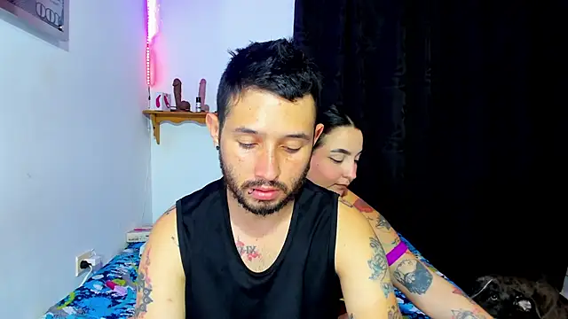 Snapshot of Bad_Couple_1 chatting on 02-09-25, 08:22 Bad Couple 1 online show from 02-09-25, 08:22