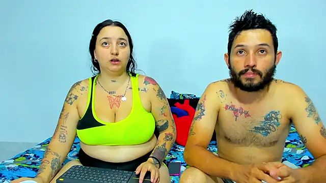 Snapshot of Bad_Couple_1 chatting on 03-03-25, 04:14 Bad Couple 1 online show from 03-03-25, 04:14