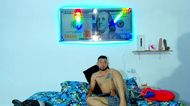 Snapshot of Bad_Couple_1 chatting on 03-13-25, 10:47 Bad Couple 1 online show from 03-13-25, 10:47