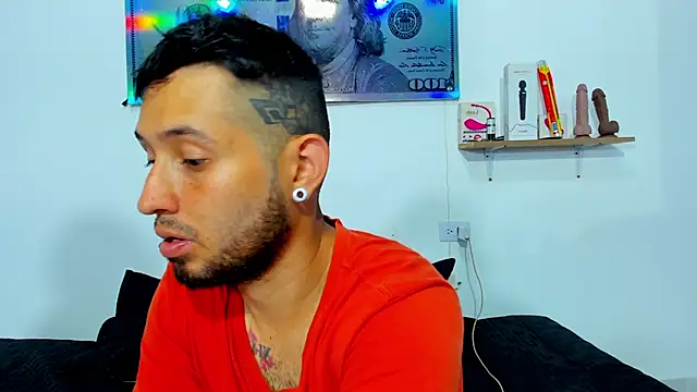 Snapshot of Bad_Couple_1 chatting on 03-16-25, 09:37 Bad Couple 1 online show from 03-16-25, 09:37