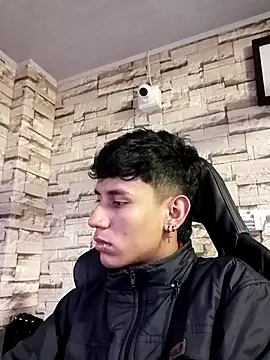 Snapshot of Levin_Hikaru chatting on 03-04-25, 08:57 Levin Hikaru online show from 03-04-25, 08:57