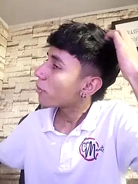 Snapshot of Levin_Hikaru chatting on 03-22-25, 06:00 Levin Hikaru online show from 03-22-25, 06:00