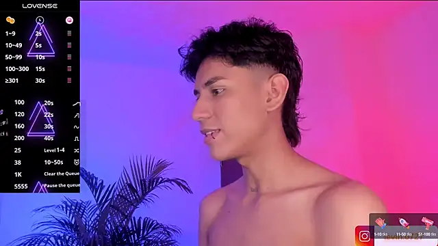 Snapshot of Levin_Hikaru chatting on 10-11-25, 04:22 Levin Hikaru online show from 10-11-25, 04:22