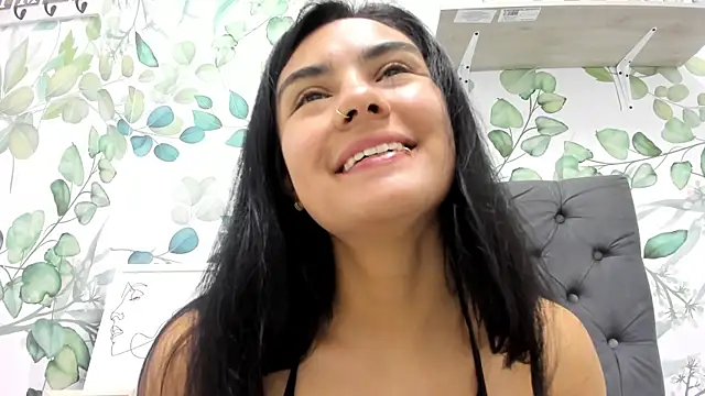 atilanadiaz7 online show from 10-15-25, 04:07