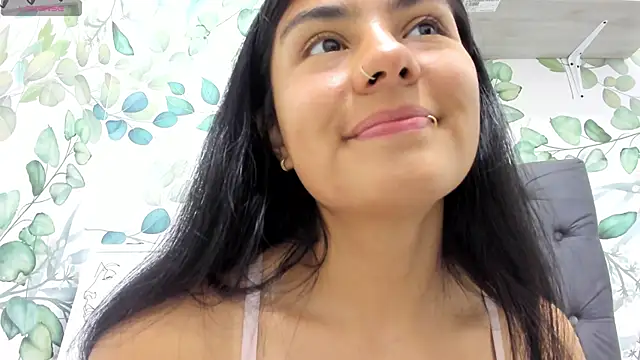 atilanadiaz7 online show from 12-02-25, 03:51