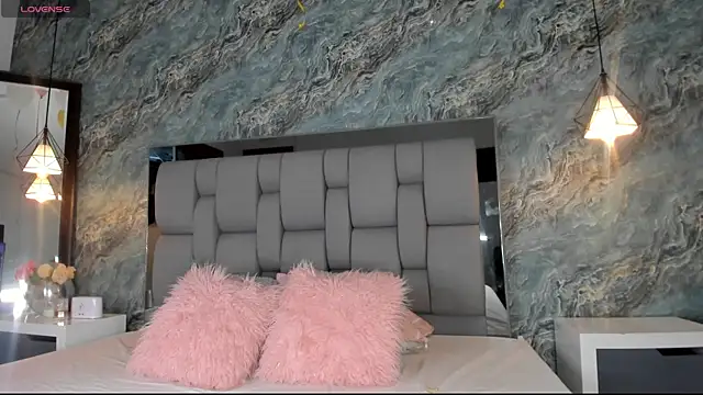  Hollywood 1 online show from 01-11-25, 04:27