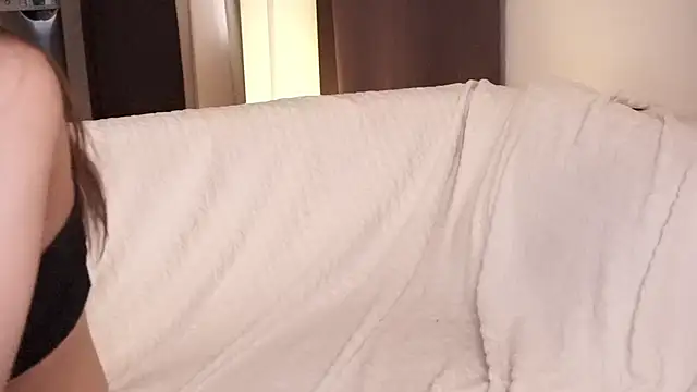 Snapshot of _pinkGold chatting on 02-22-25, 12:40 pinkGold online show from 02-22-25, 12:40