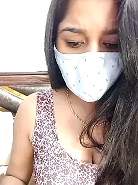 Gloie4u online show from 12-16-24, 02:05