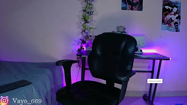 vayolett01 dakotta online show from 01-15-25, 01:52