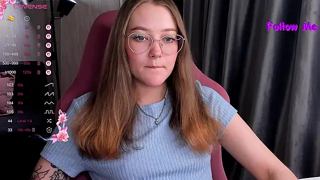 Snapshot of bunny_bubble chatting on 11-27-25, 11:51 bunny bubble online show from 11-27-25, 11:51