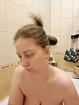 Sakura Green online show from 01-19-25, 08:41