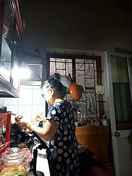 Hotestlove online show from 02-27-26, 01:05