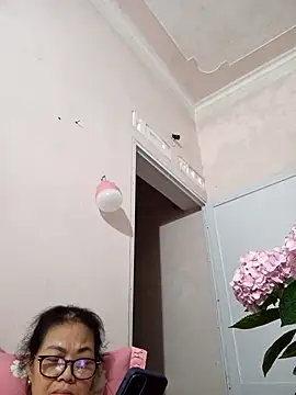 Hotestlove online show from 04-16-26, 02:29