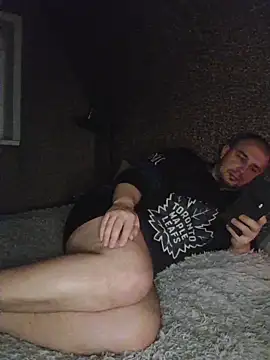 Foxyshaved online show from 02-18-26, 04:19