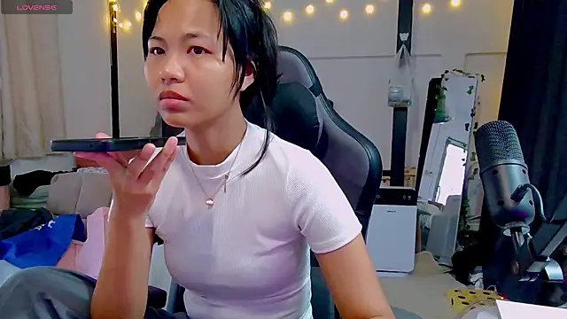 Kana G online show from 02-10-25, 05:14