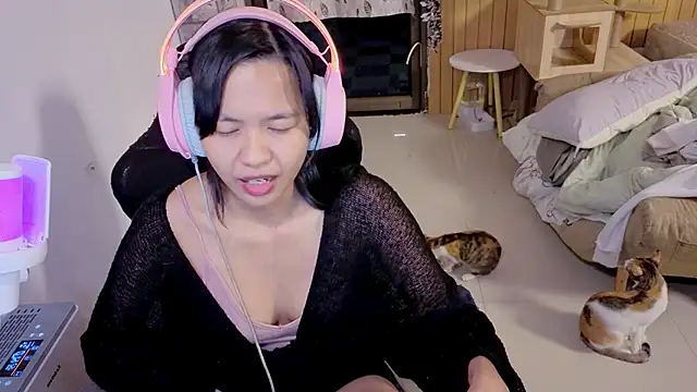 Kana G online show from 11-19-25, 05:13