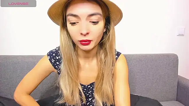  ellen meow  online show from 12-15-24, 06:40