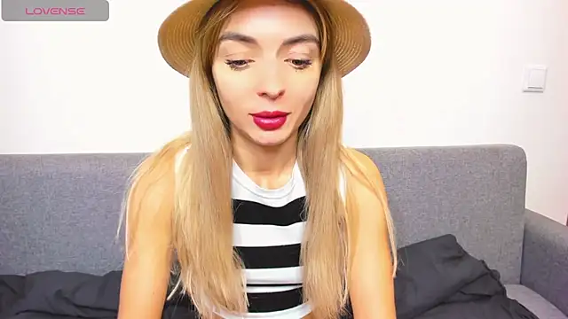  ellen meow  online show from 12-15-24, 09:45