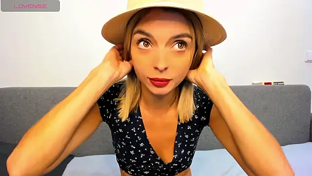  ellen meow  online show from 09-25-25, 08:45