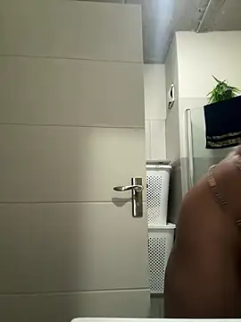 slimcateee online show from 03-18-26, 05:43