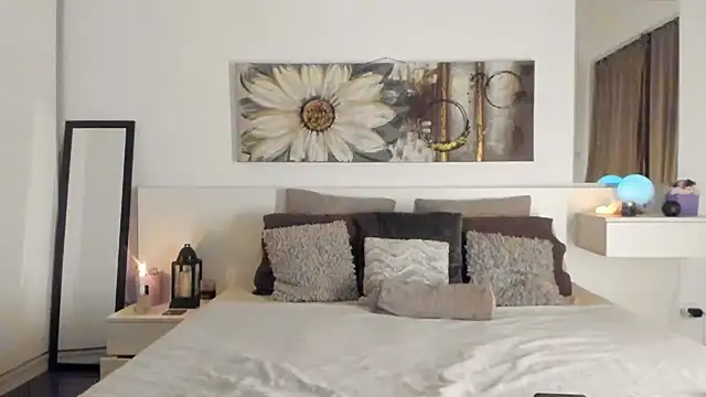 Snapshot of JoyCasidy chatting on 12-01-24, 04:29 JoyCasidy online show from 12-01-24, 04:29