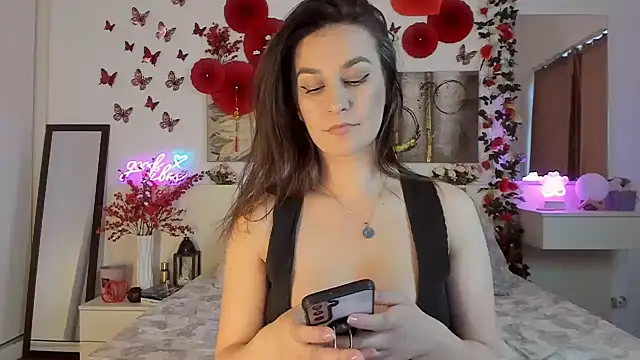 Snapshot of JoyCasidy chatting on 02-17-25, 03:09 JoyCasidy online show from 02-17-25, 03:09