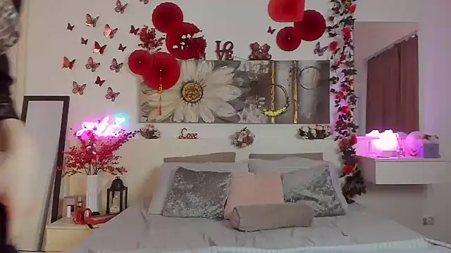 Snapshot of JoyCasidy chatting on 02-28-25, 03:37 JoyCasidy online show from 02-28-25, 03:37