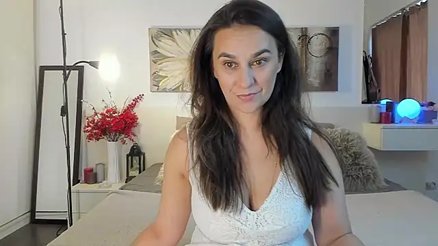 Snapshot of JoyCasidy chatting on 09-17-25, 01:24 JoyCasidy online show from 09-17-25, 01:24