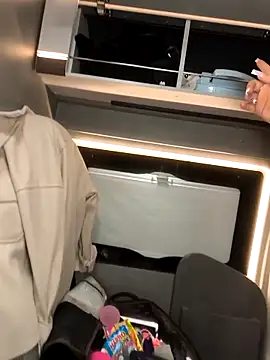 emma4xxx online show from 09-14-25, 08:19