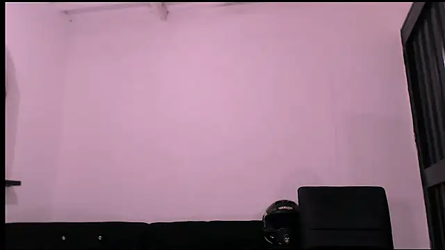 Snapshot of DanielaTsDom chatting on 02-25-25, 06:47 DanielaTsDom online show from 02-25-25, 06:47