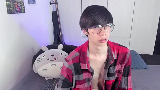 Snapshot of Aventure_Twinks chatting on 02-05-25, 06:15 Aventure Twinks online show from 02-05-25, 06:15