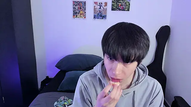 Snapshot of Aventure_Twinks chatting on 11-01-25, 03:41 Aventure Twinks online show from 11-01-25, 03:41