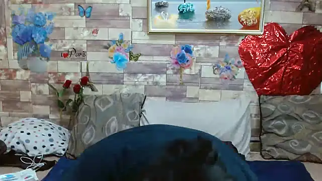 Snapshot of Indian_tracy chatting on 02-08-25, 08:52 Indian tracy online show from 02-08-25, 08:52