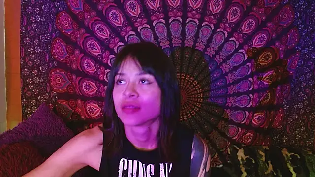 Snapshot of AbbySccott chatting on 01-09-25, 12:35 AbbySccott online show from 01-09-25, 12:35