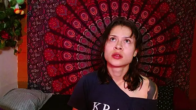 Snapshot of AbbySccott chatting on 01-31-25, 01:01 AbbySccott online show from 01-31-25, 01:01