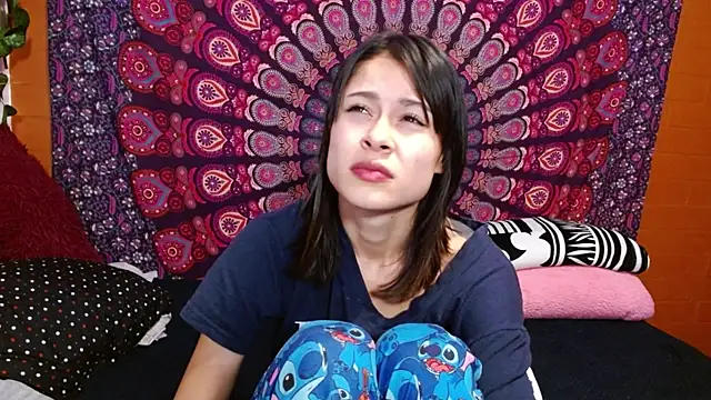 Snapshot of AbbySccott chatting on 03-06-25, 12:21 AbbySccott online show from 03-06-25, 12:21